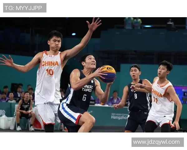 杭州篮球队与广州篮球队赛后分析力量对比与战术总结 杭州篮球队与广州篮球队赛后分析力量对比与战术总结