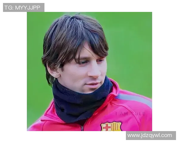 三十岁足球明星的巅峰与挑战：他们如何面对职业生涯的转折点