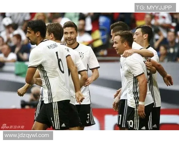 重庆足球队在欧锦赛中的默契配合与战术分析探讨 重庆足球队在欧锦赛中的默契配合与战术分析探讨