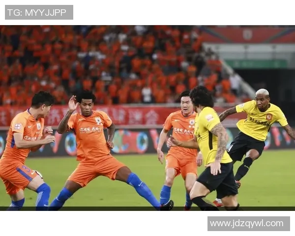 西安足球队强势领跑联赛积分榜以52分稳居第一名 西安足球队强势领跑联赛积分榜以52分稳居第一名